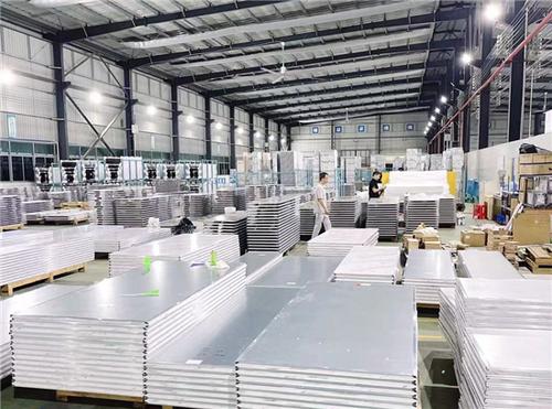 陶衛(wèi)快訊|緊急馳援,領和整體衛(wèi)浴助力香港方艙醫(yī)院項目建設。